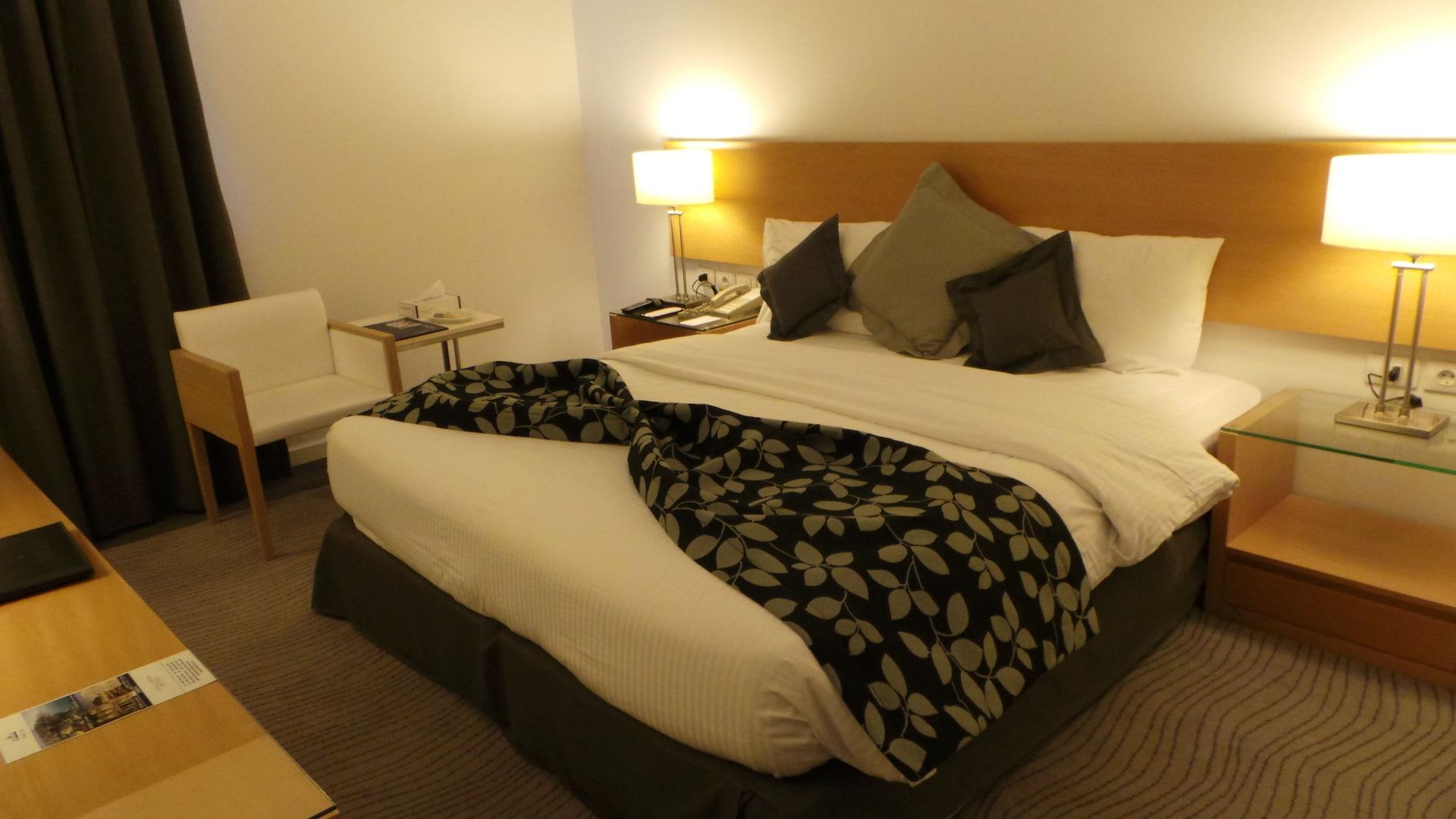 Amman Airport Hotel Al Qastal Zewnętrze zdjęcie