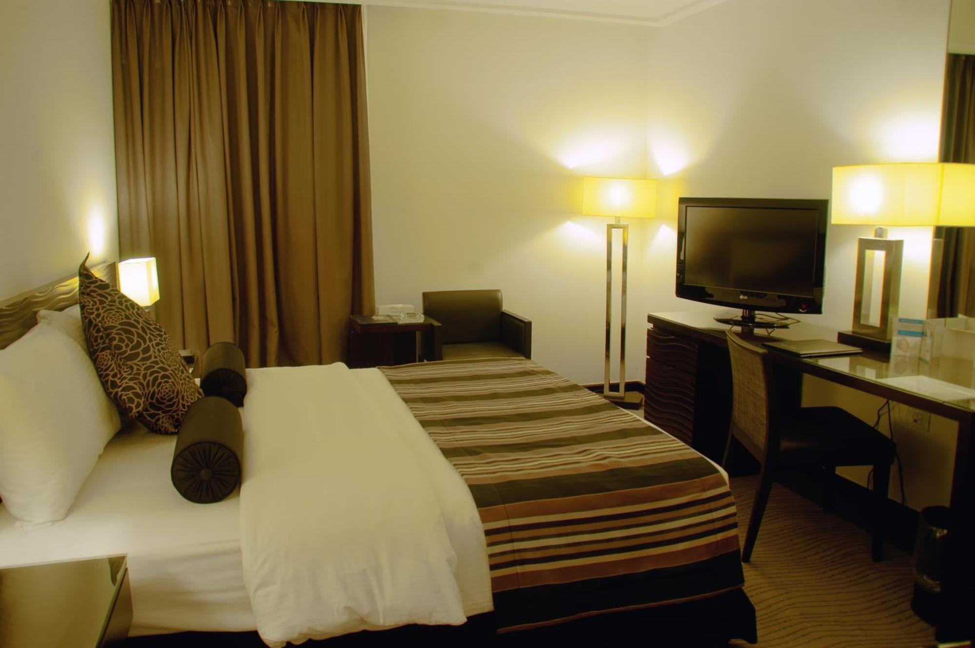 Amman Airport Hotel Al Qastal Zewnętrze zdjęcie