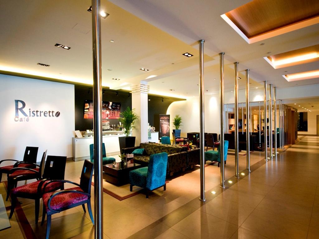 Amman Airport Hotel Al Qastal Zewnętrze zdjęcie